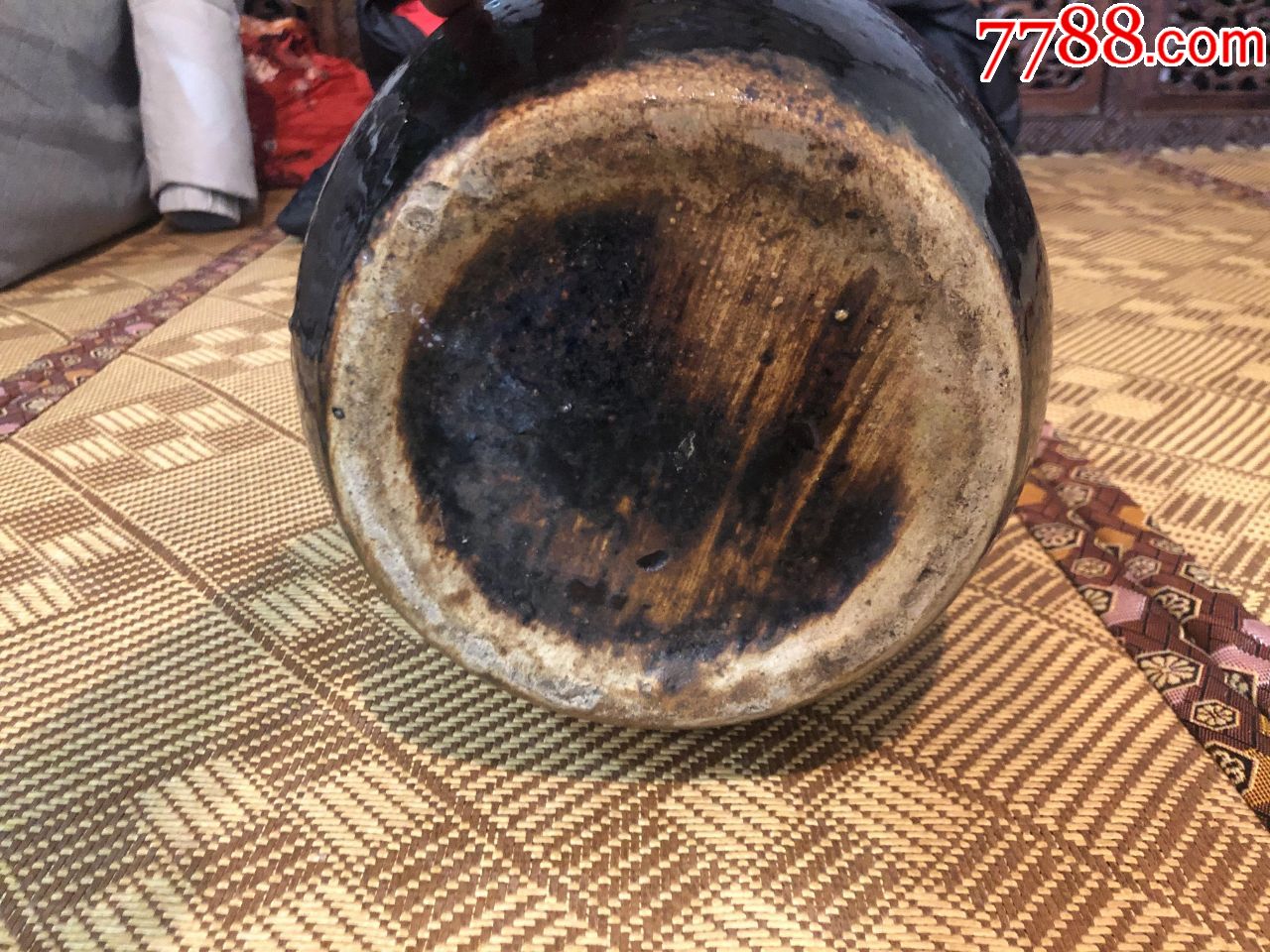 明代黑釉罐