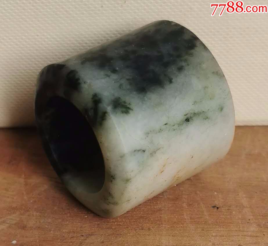 清代翡翠扳指