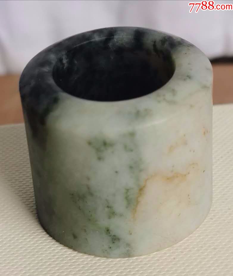 清代翡翠扳指