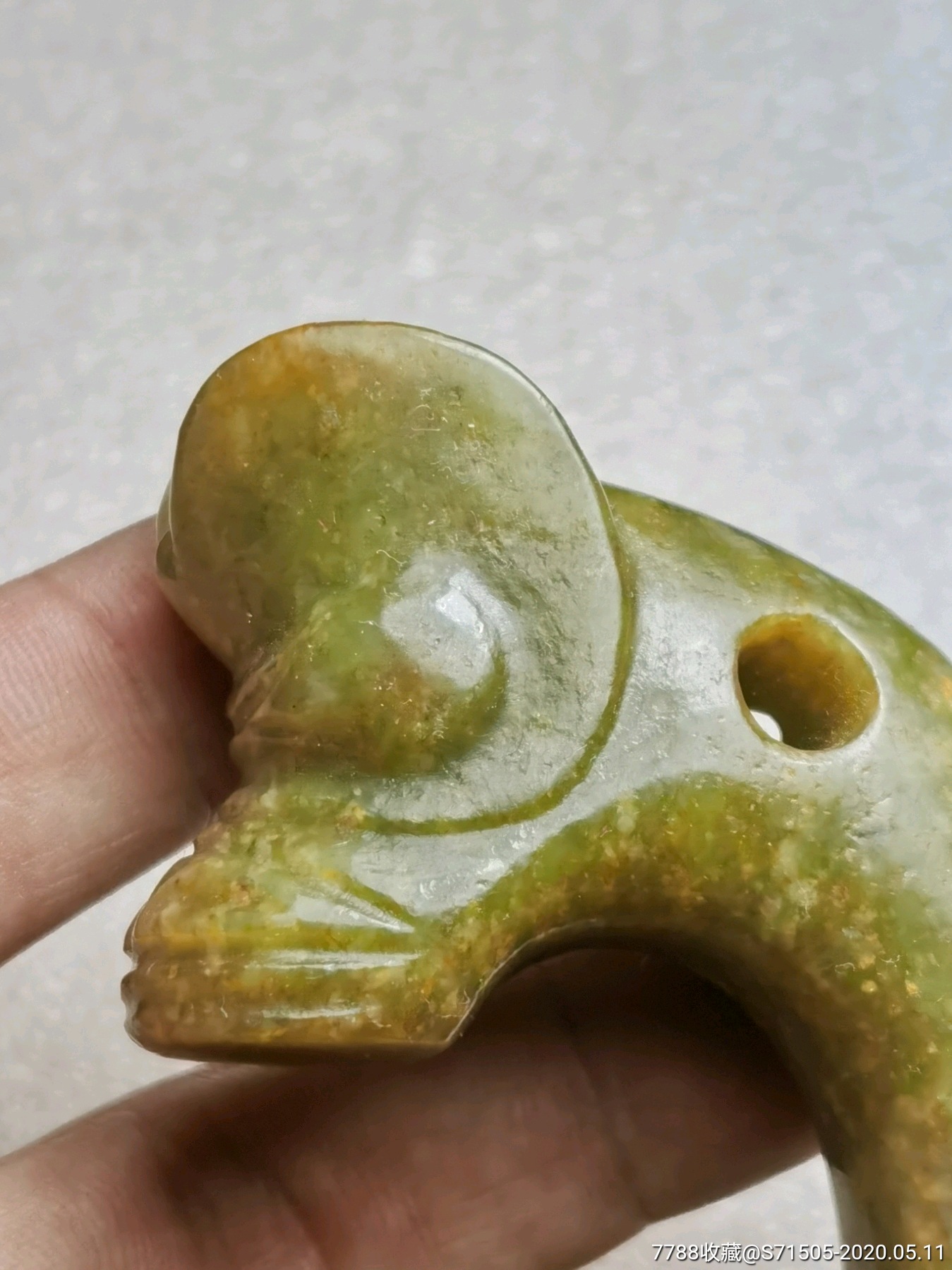 精品红山文化老玉猪龙,,三黄玉,,玉质好,包浆沁色入骨