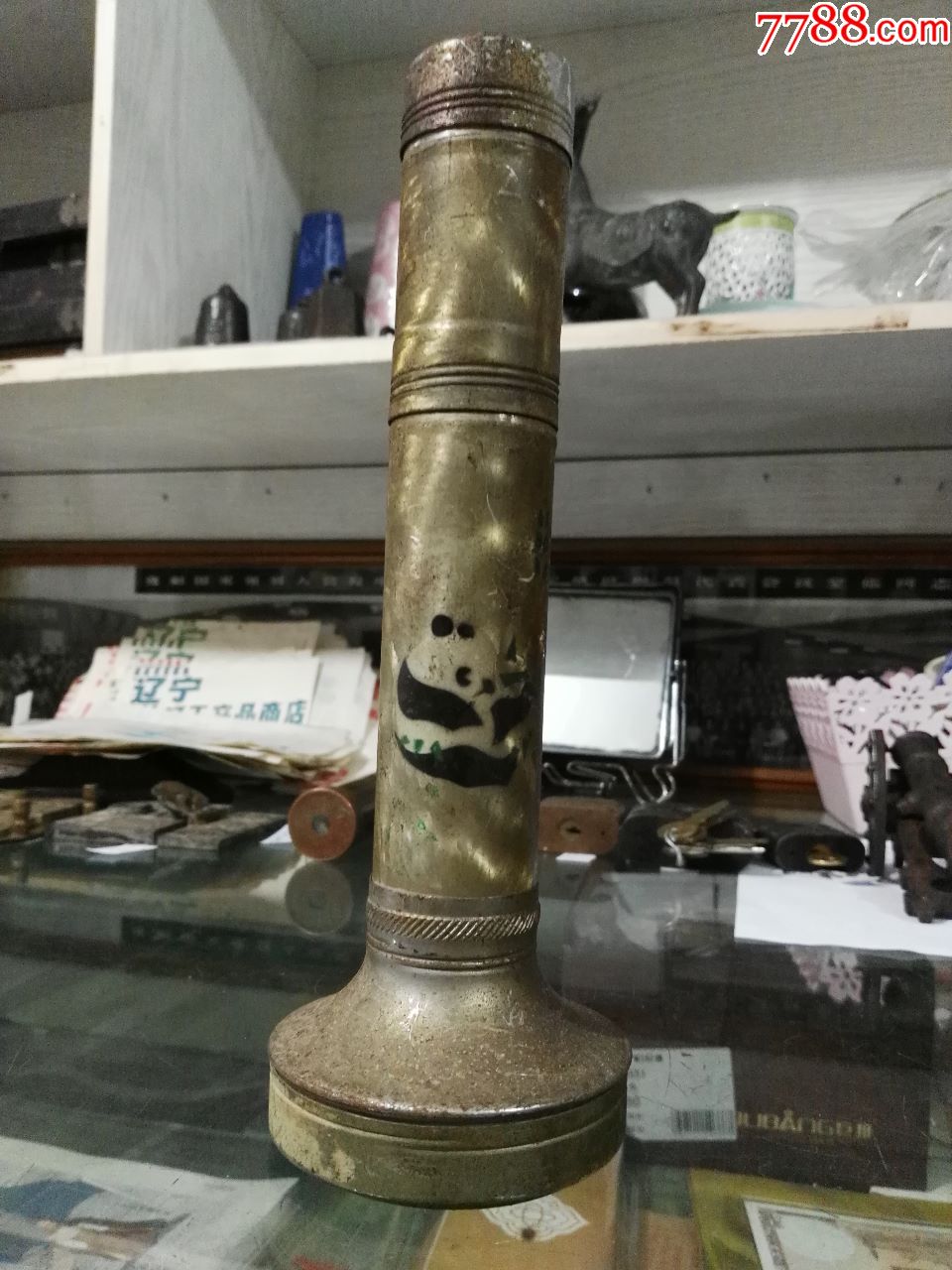 少见熊猫牌手电筒