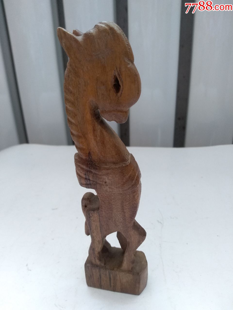 七八十年代,手工雕刻木质小马,完好,少见,点图可放大