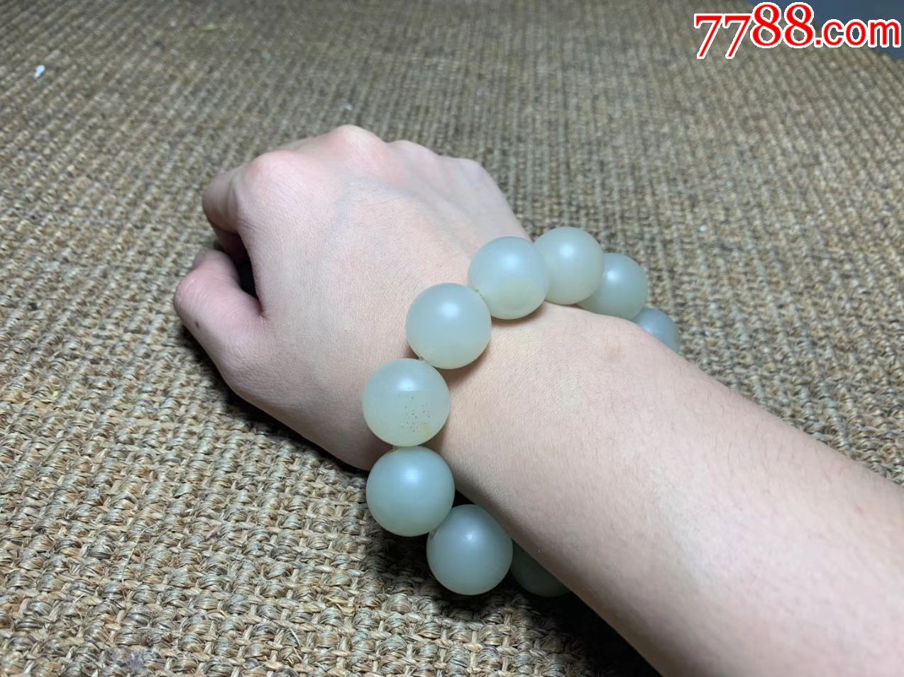 和田玉籽料带皮手串