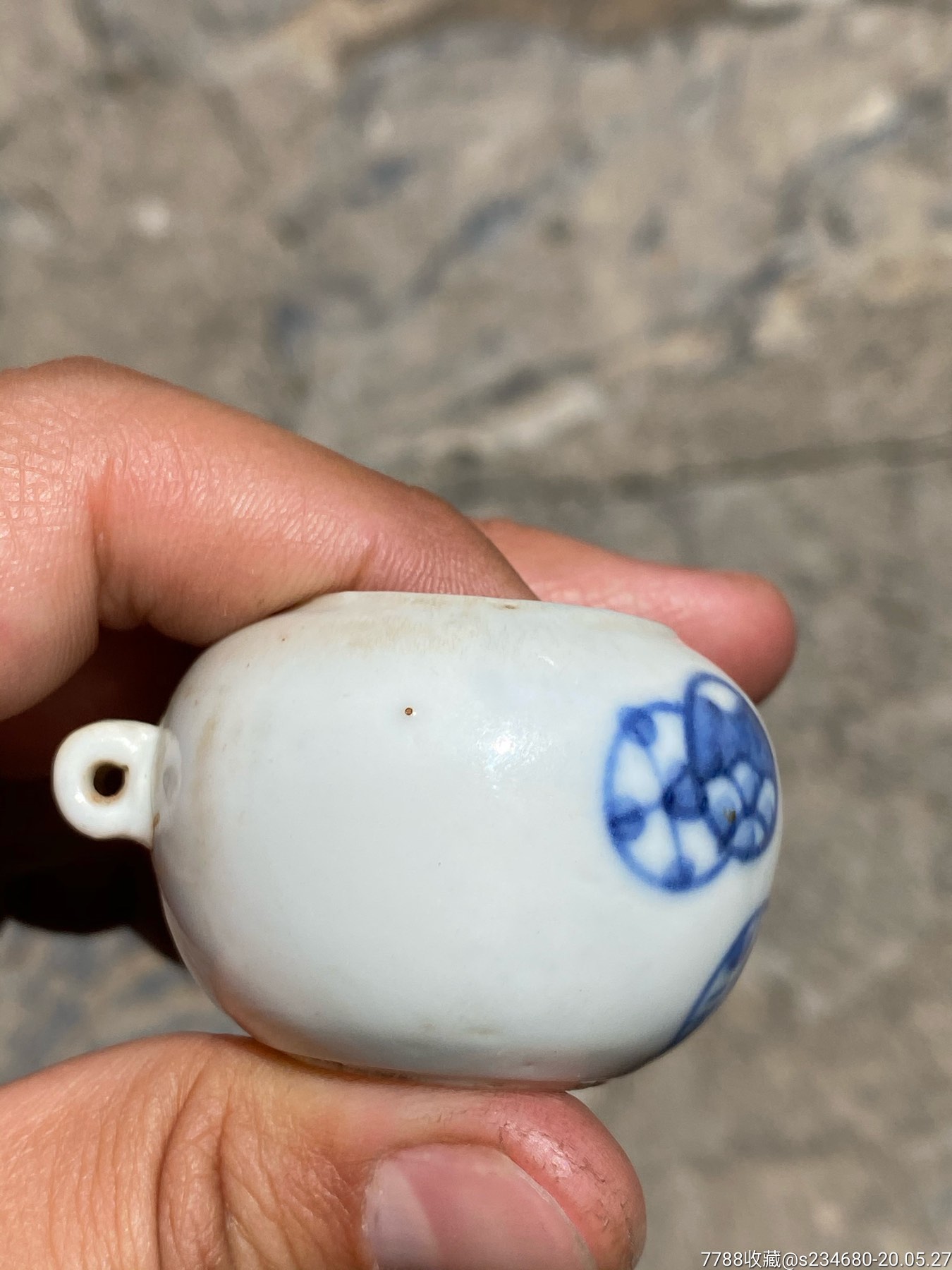 乾隆皮球花鸟食罐