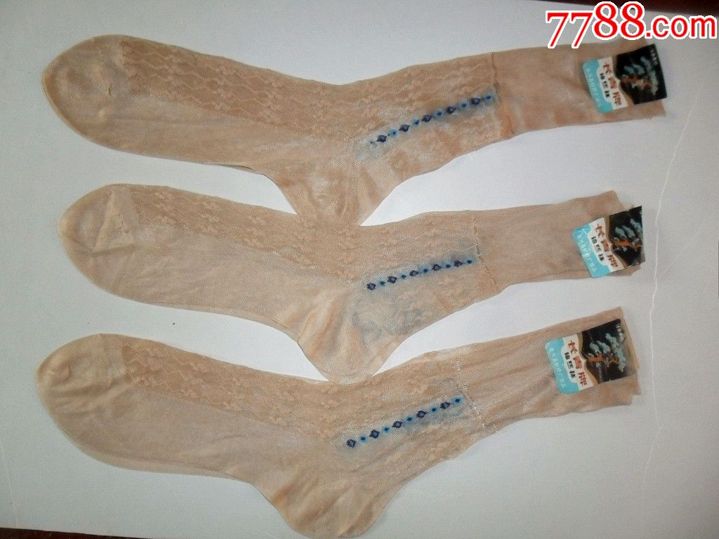 "商品$1010品99八十年代《露思思》牌长筒袜