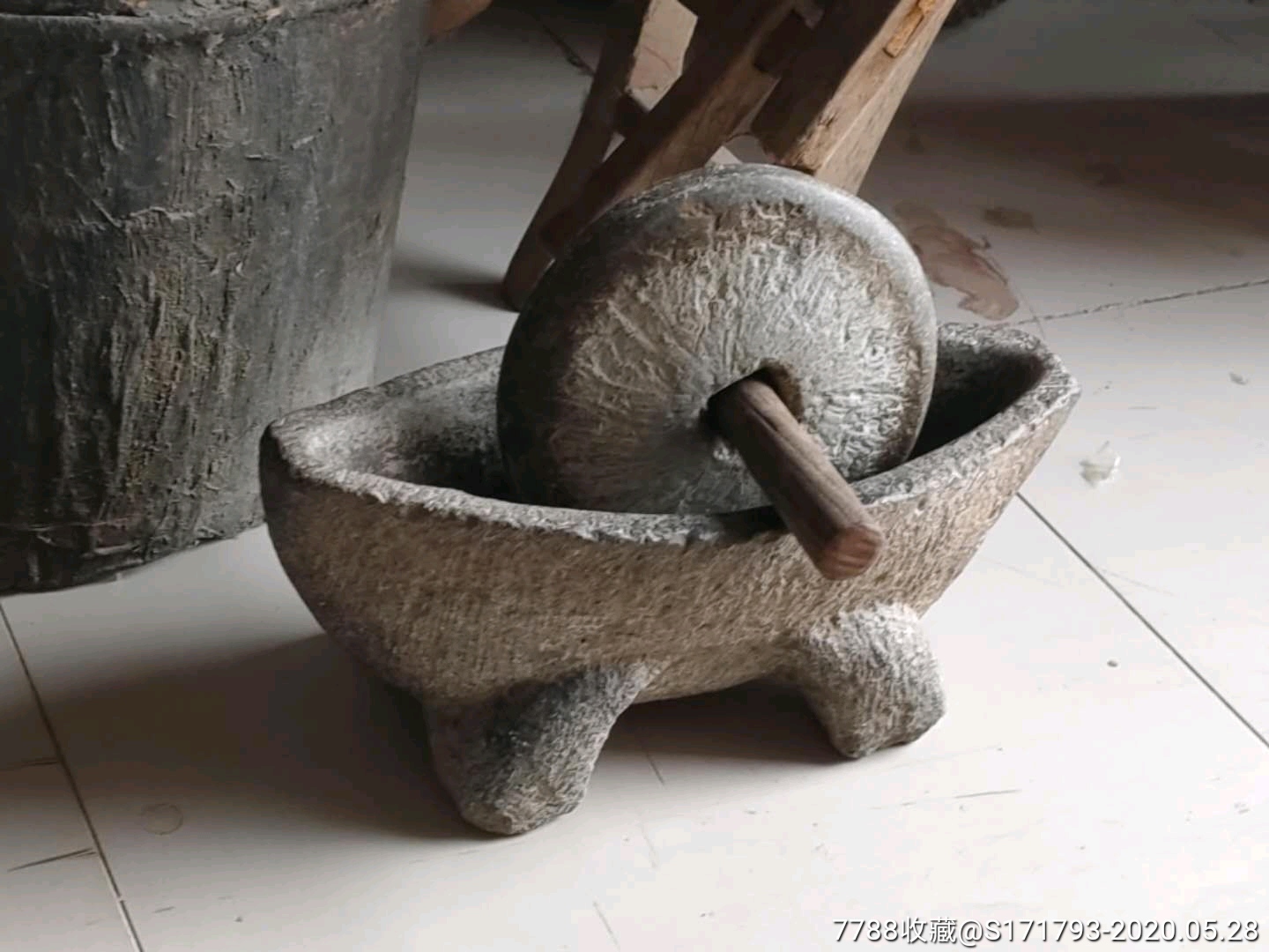 清代青石元宝型药碾子