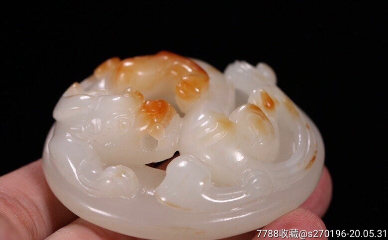 旧藏和田玉籽料璃龙璧