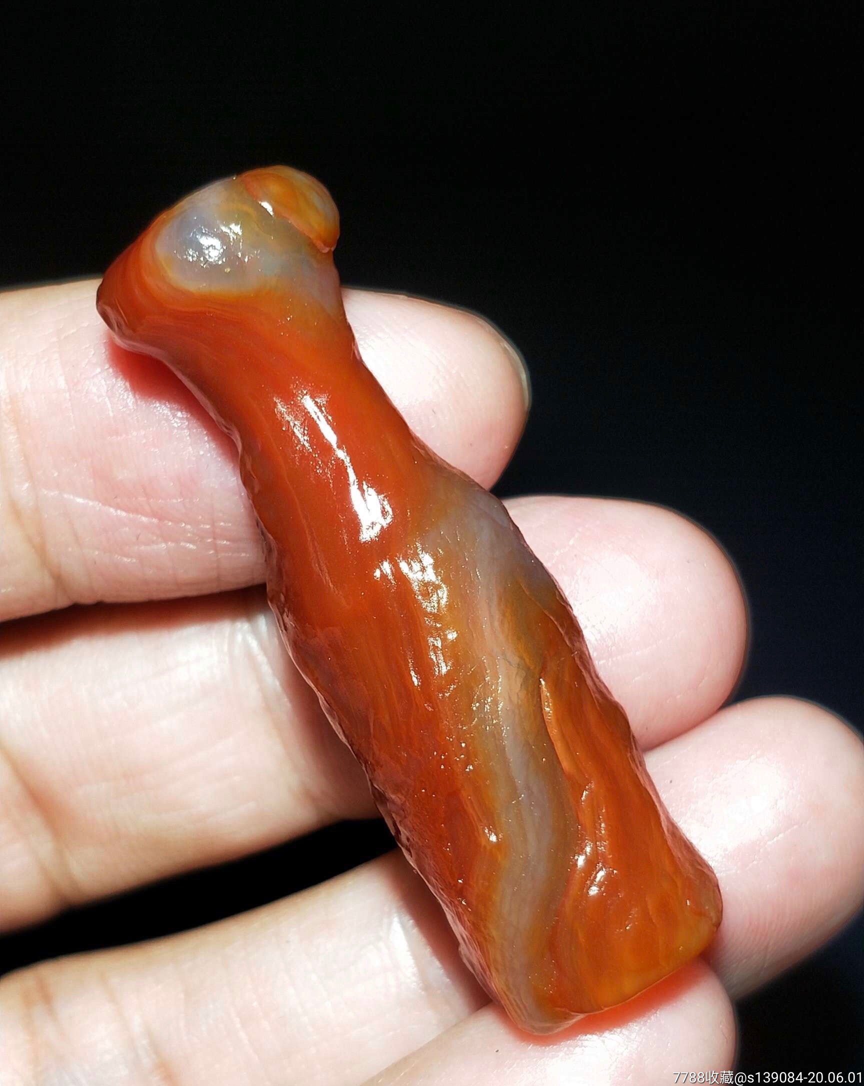 精品玛瑙烟嘴