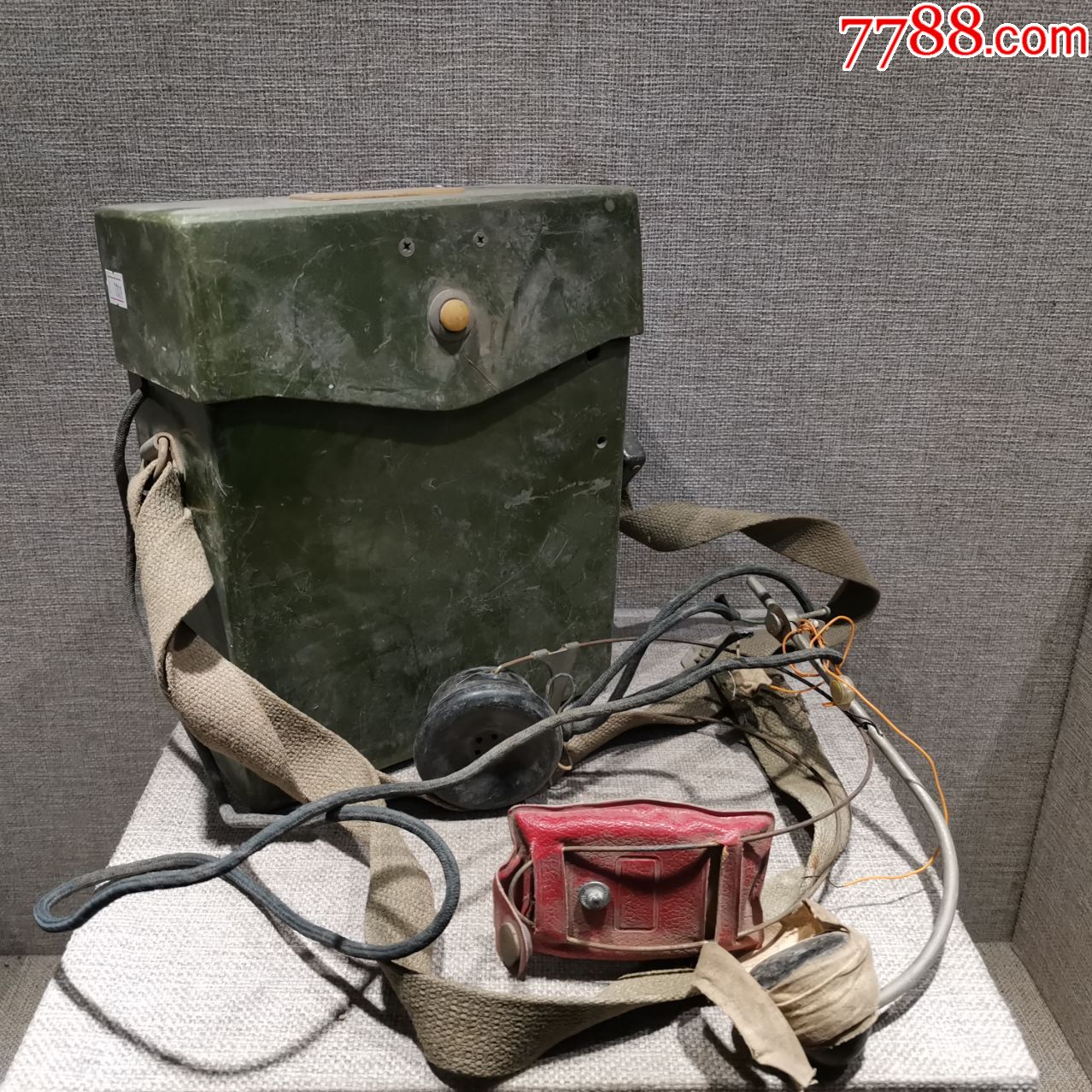 红色收藏文革时期老物件70年代*队退役的手摇战地电话