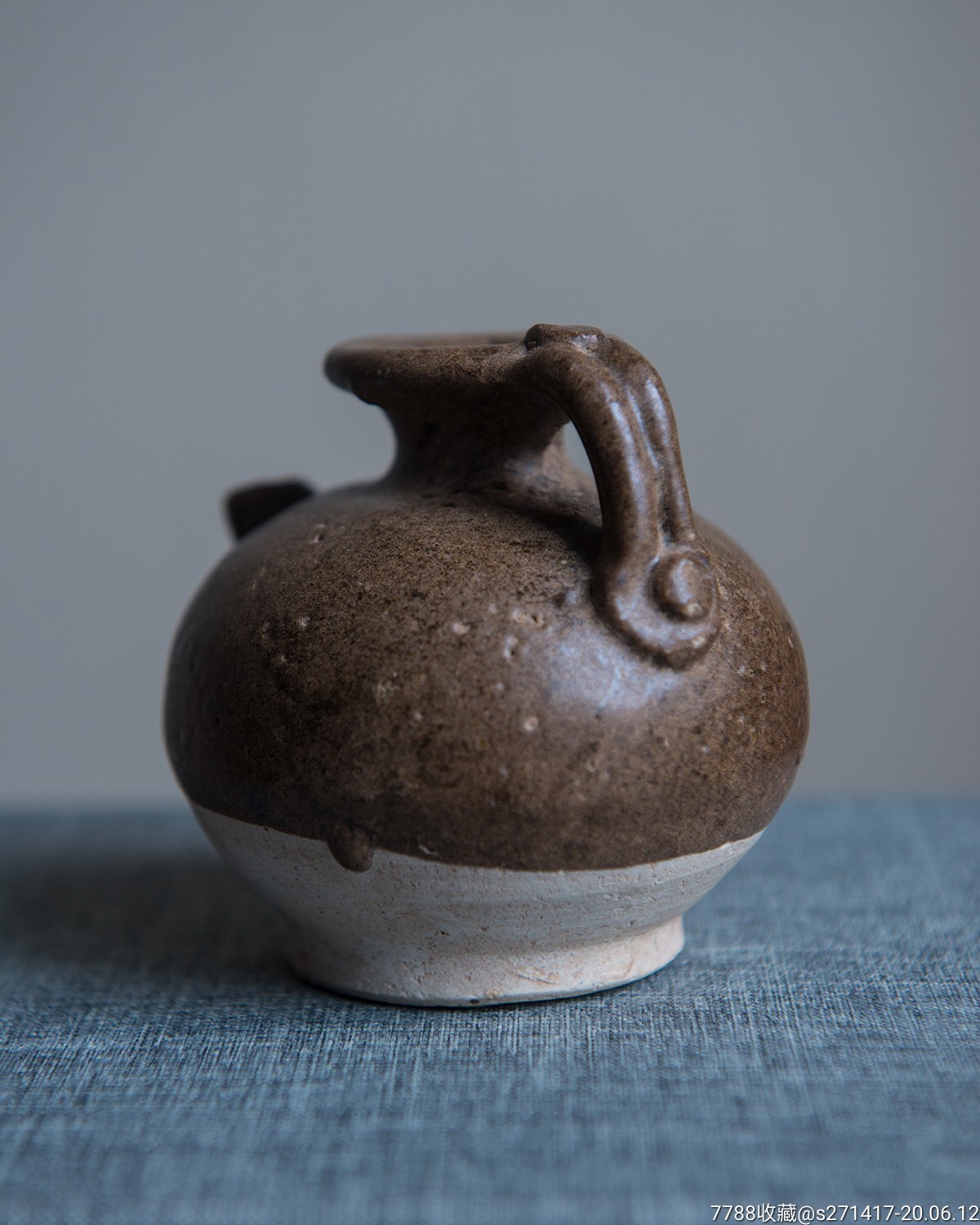 唐代巩县窑美品小执壶茶沫色