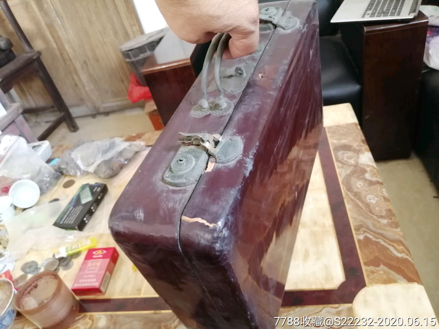 清末民国广东阳江广益成漆皮手提箱