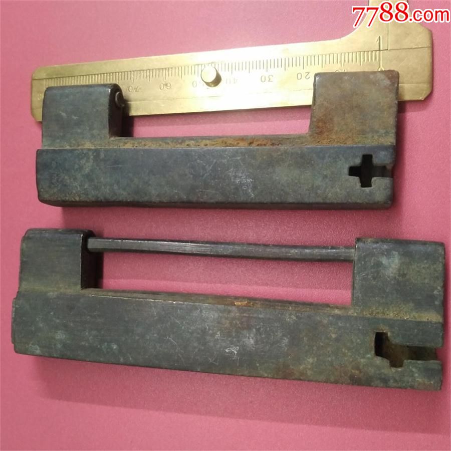 明代老铜锁2个