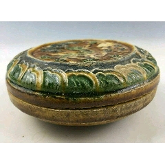 唐三彩印花粉盒