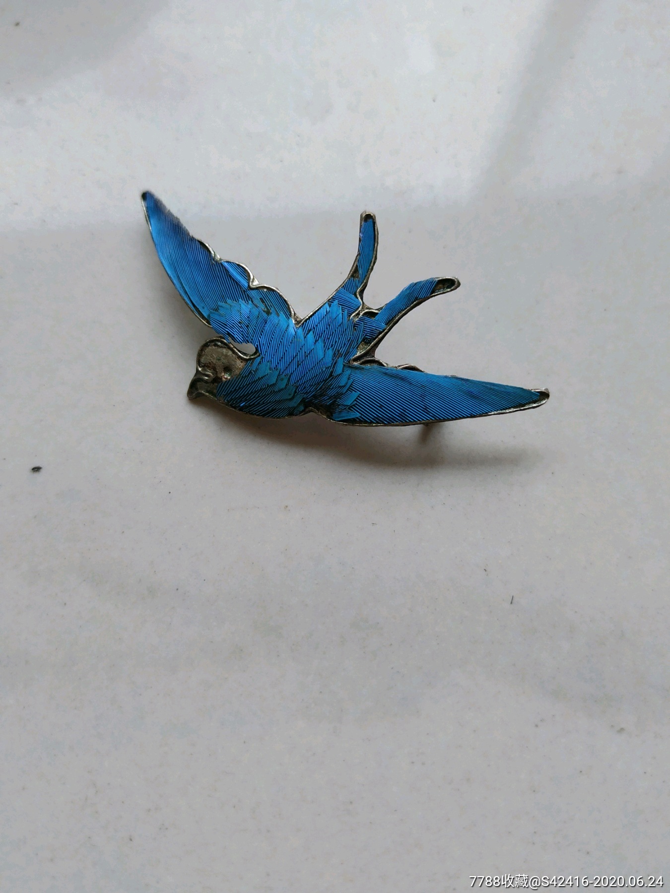 点翠小鸟银胸针
