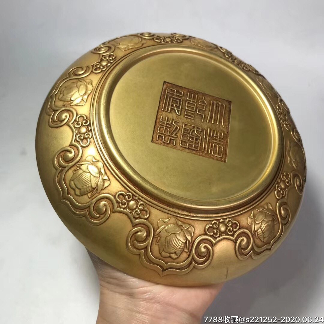 清代文殊菩萨像大铜盘老铜盘清代文殊菩萨像大铜盘老铜盘,全品无残