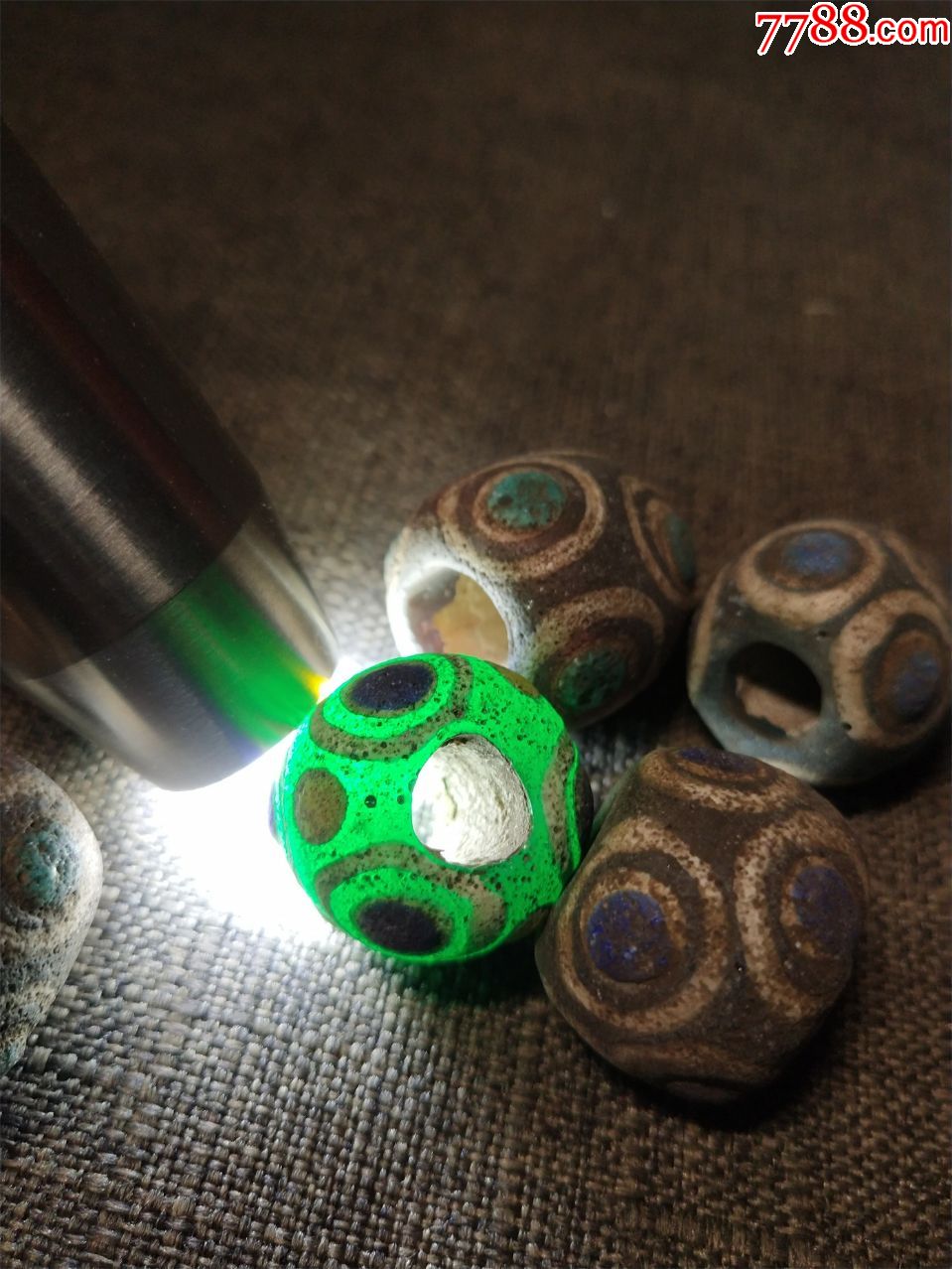 老琉璃蜻蜓眼