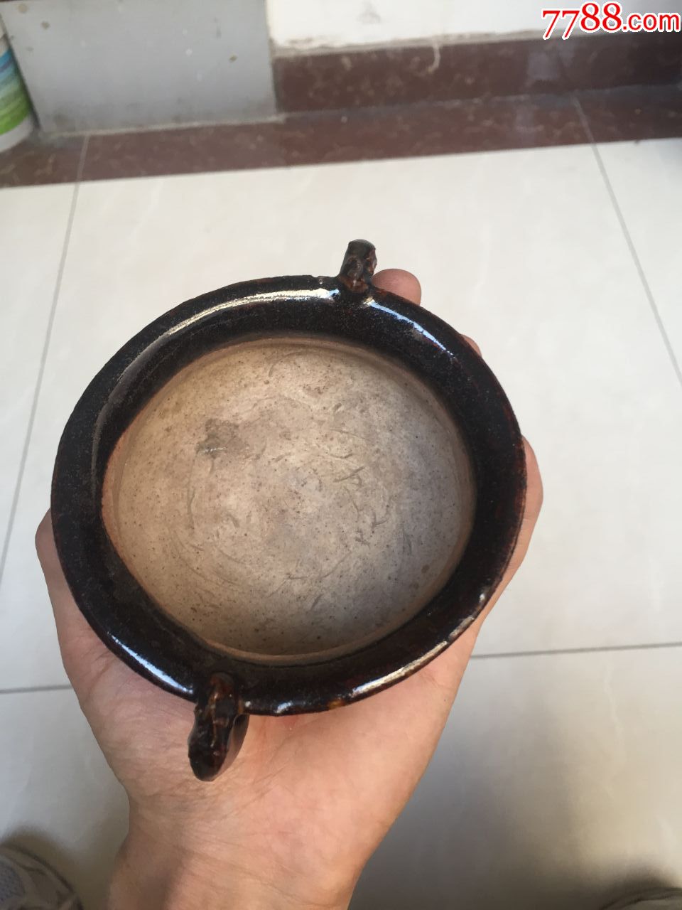 元代七里镇窑黑釉鱼耳香炉