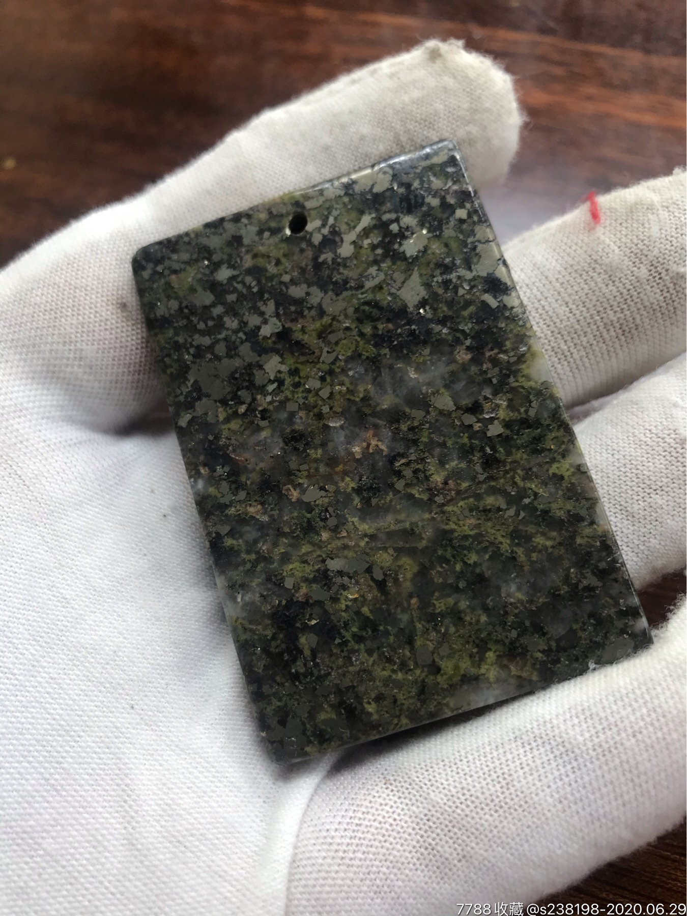 新疆罗布泊橄榄无事牌【天外来客陨石旗舰馆】_第3张_7788工艺品