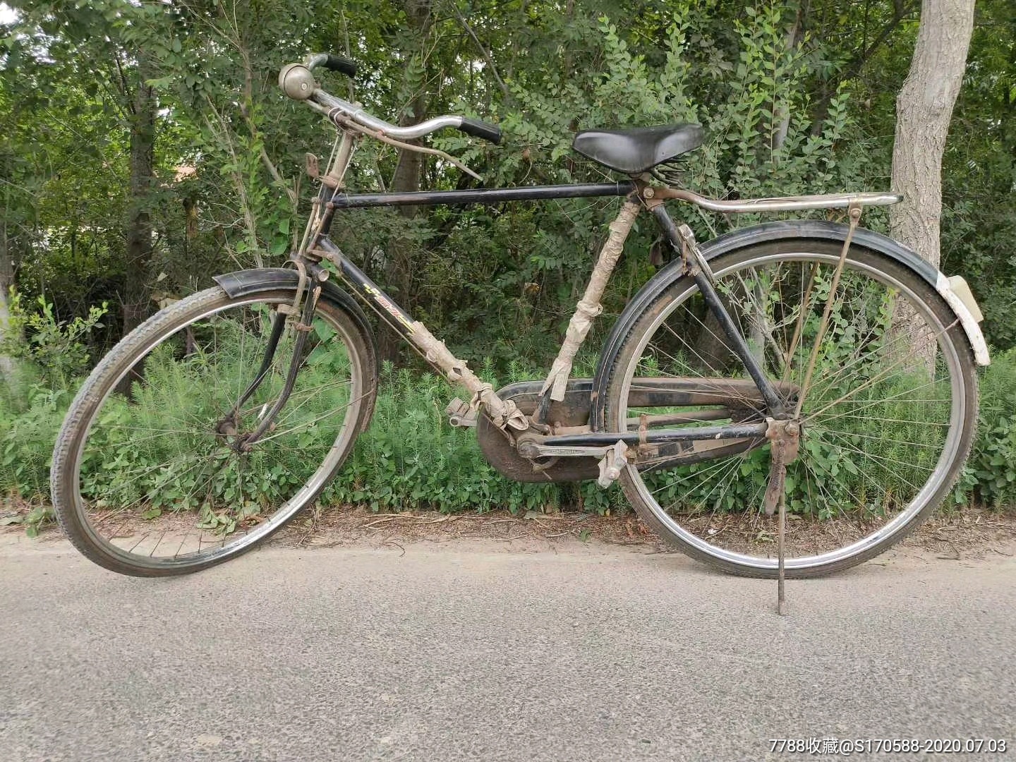 下乡偶得上海永久牌自行车,铃铛,锁可以正常使用