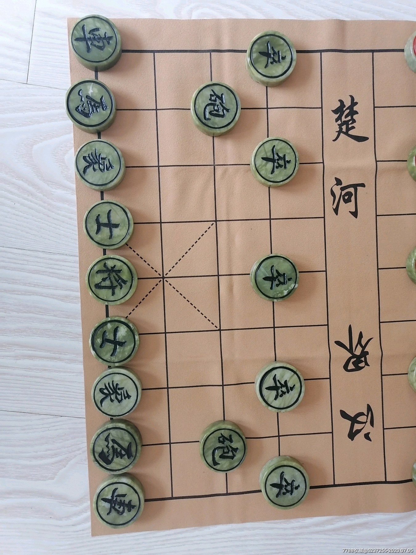 玉石象棋纯手工雕刻一副