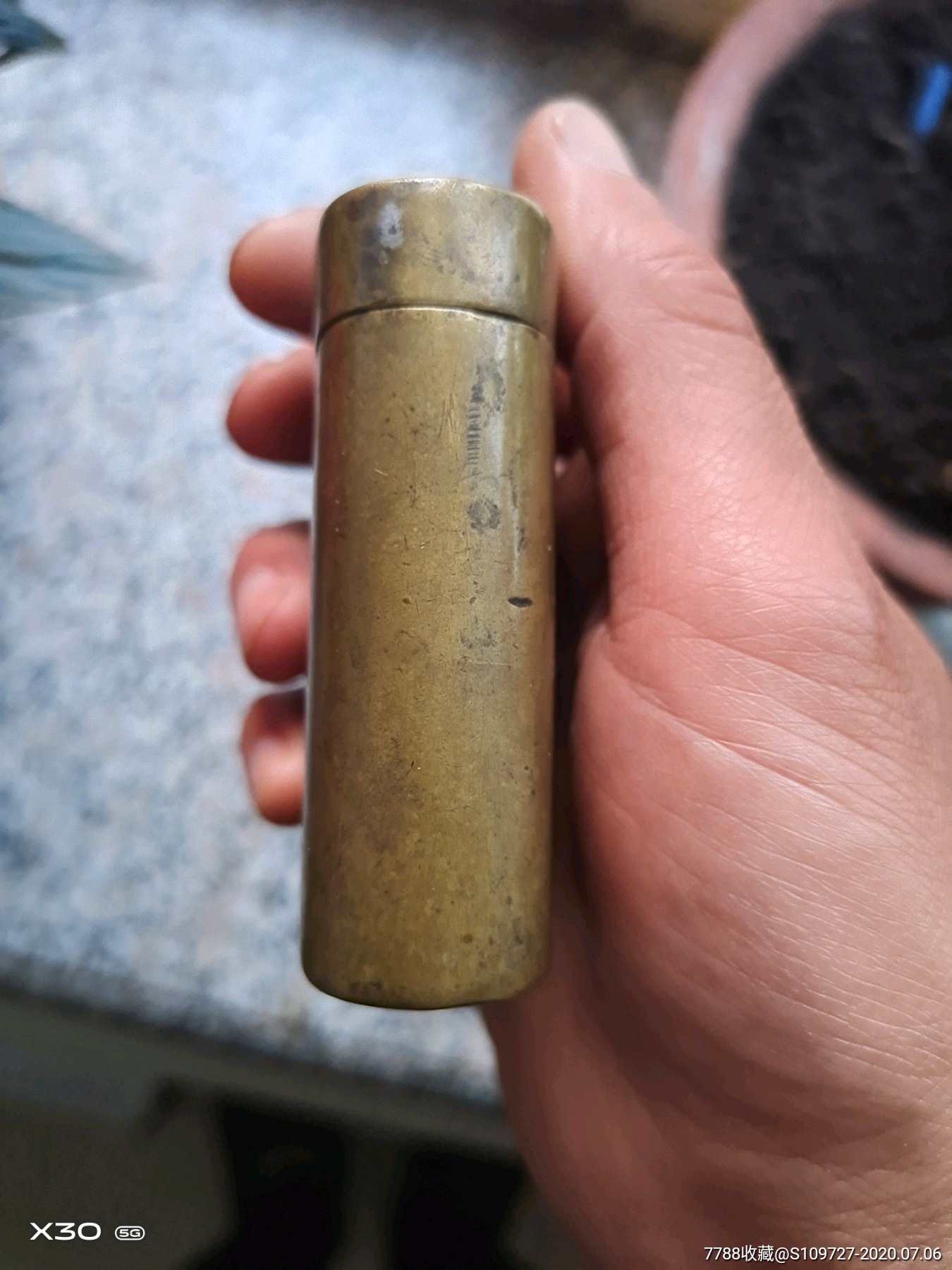 厚重老铜烟盒