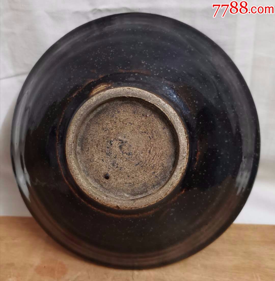 金代定窑乌金釉碗有线