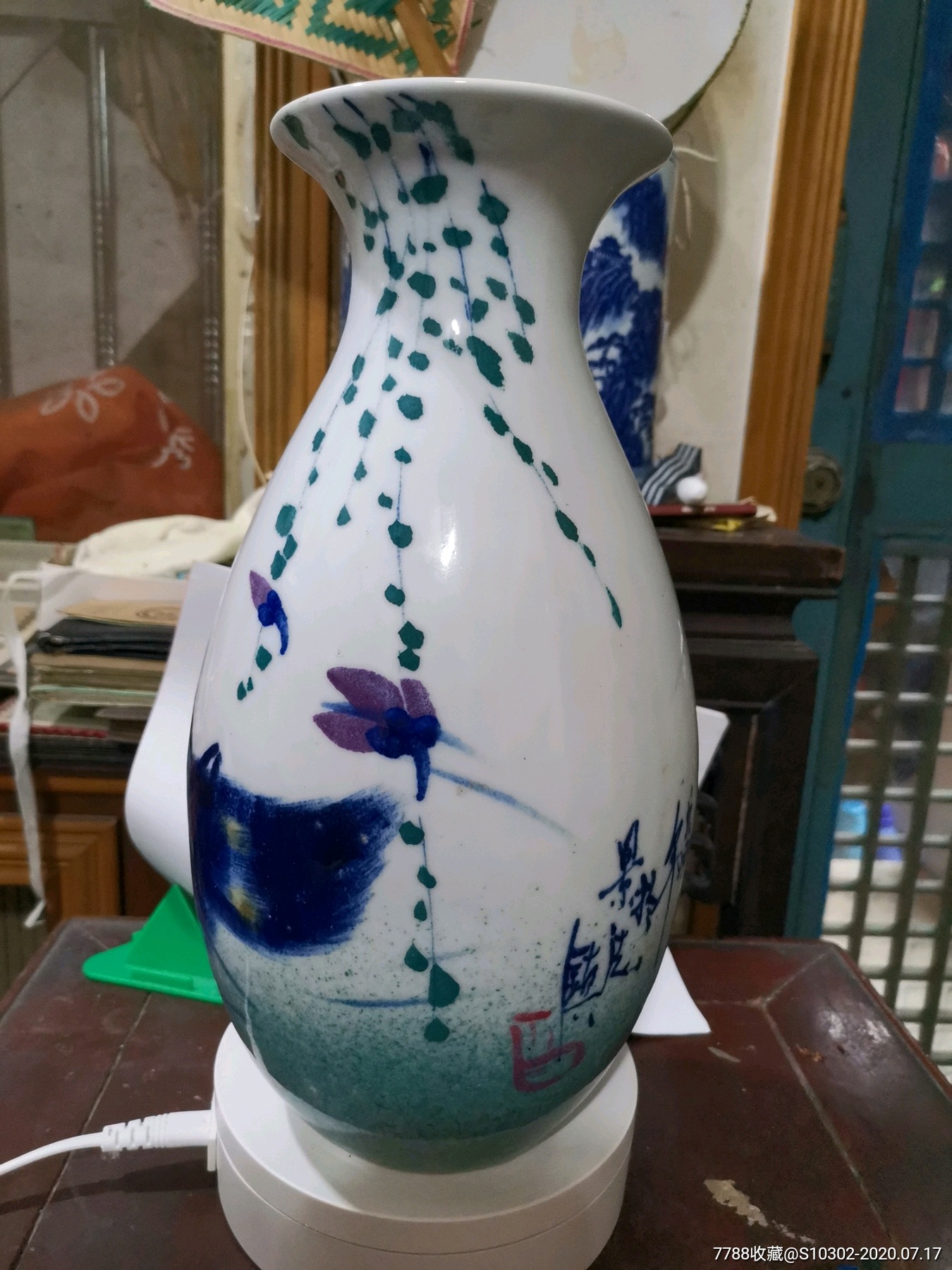 景德镇款名人手绘青花瓶,完整带款高约32.5厘米_瓷片