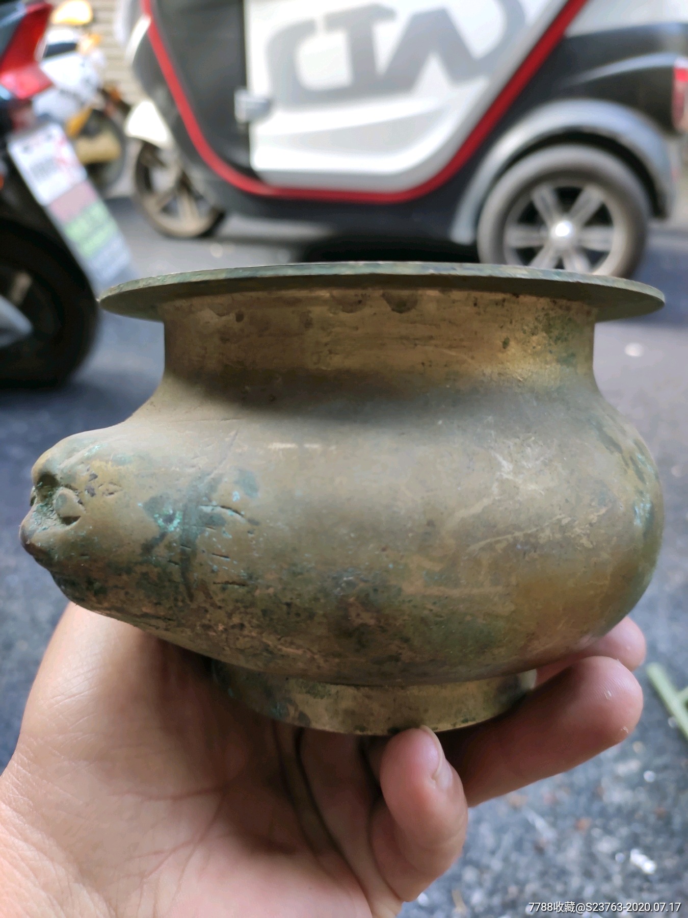 民国.双兽头铜香炉