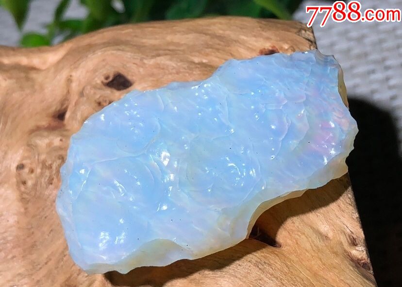 4077收藏级新疆戈壁蛋白石欧珀原石