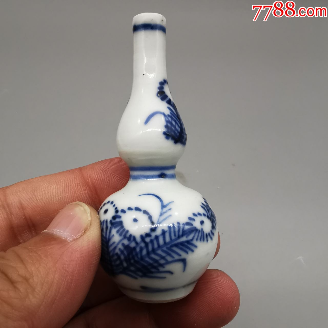 清代葫芦型青花小药瓶青花瓷瓶