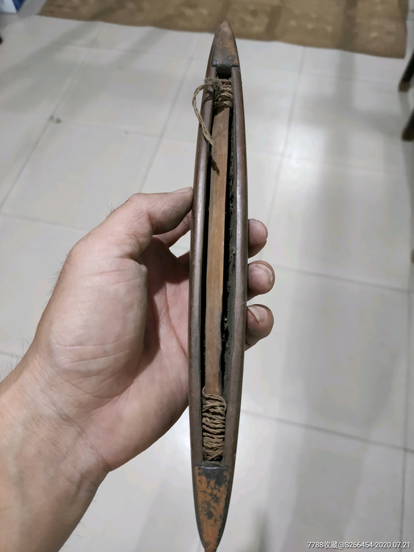织布机梭子