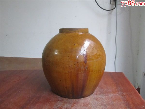 全品清代黄釉罐
