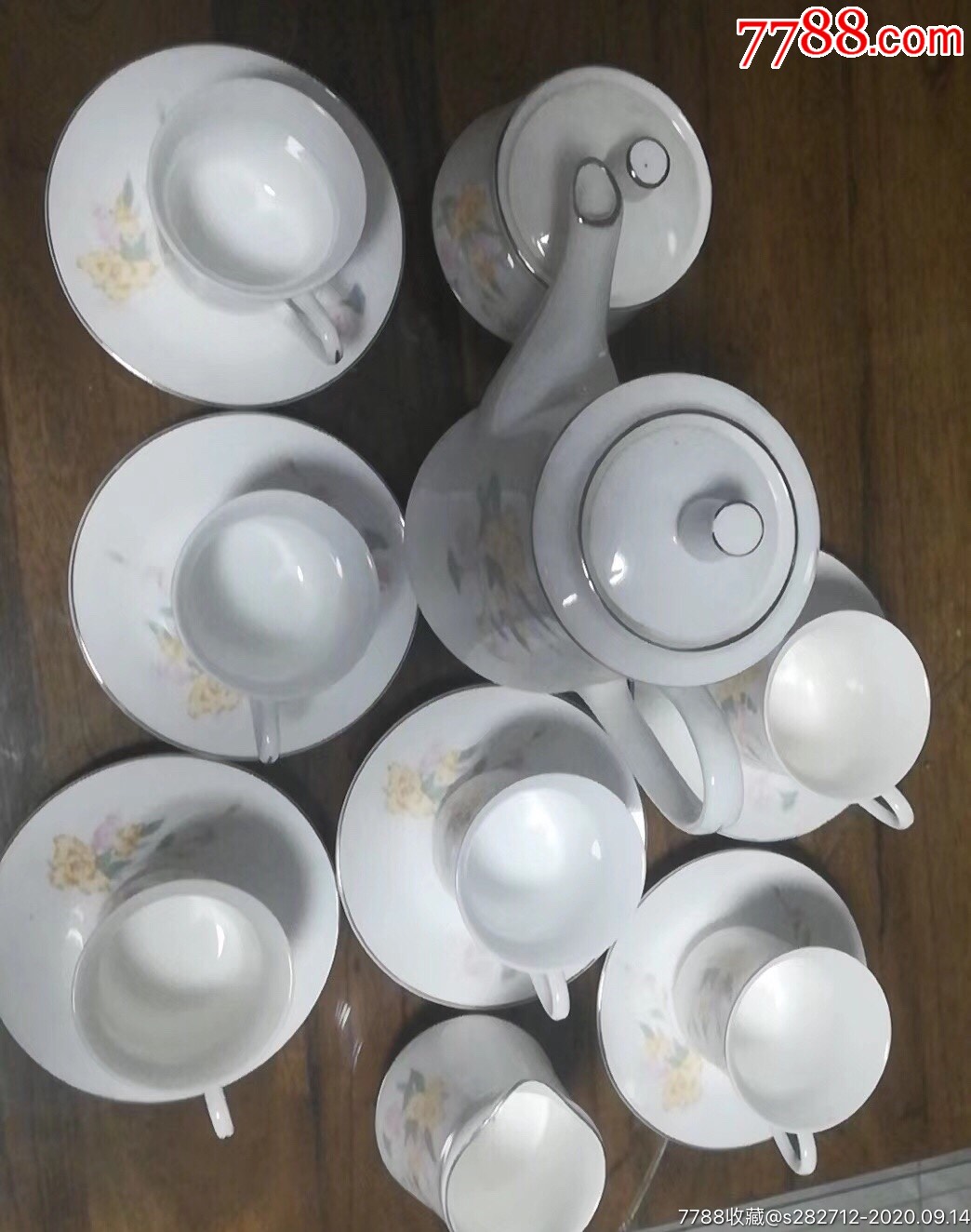 一套228包邮八十年代山东淄博博山陶瓷厂出品滑石瓷十三头白玉茶具