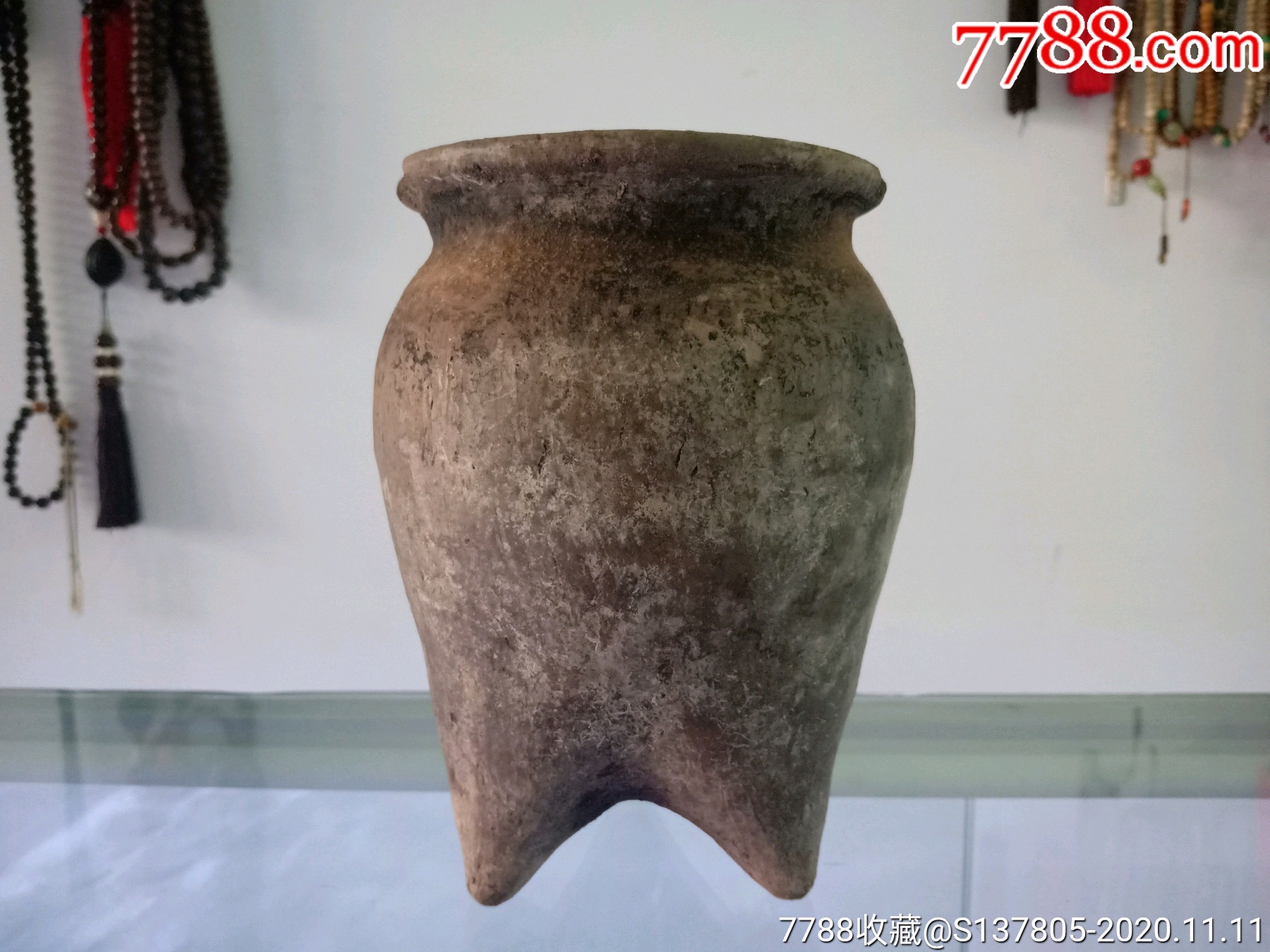 红山文化三足鬲三足立红山红陶鬲文化时期三足鬲