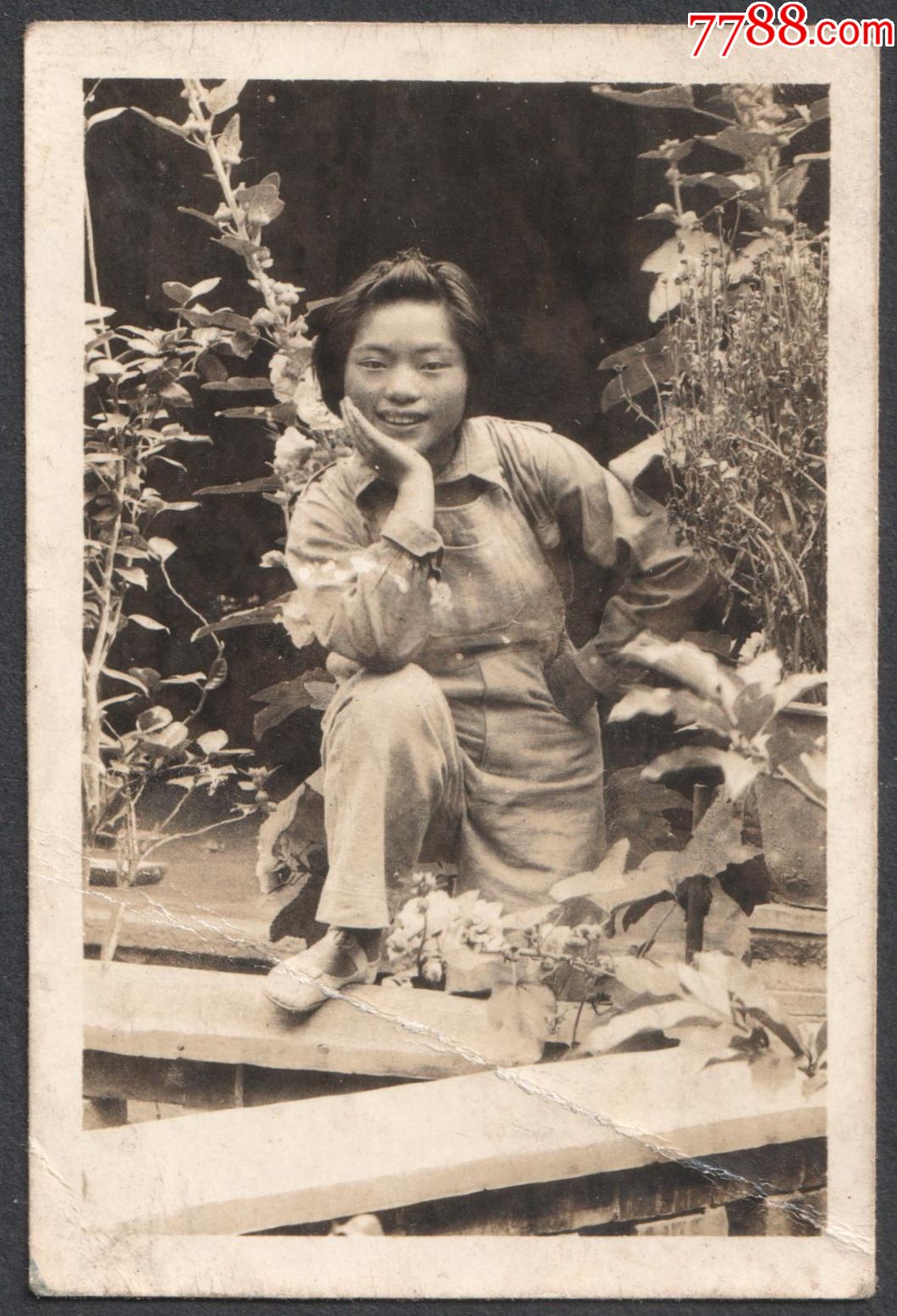 民国老照片,1941年女学生老照片_老照片_西府旧藏【7788收藏__收藏