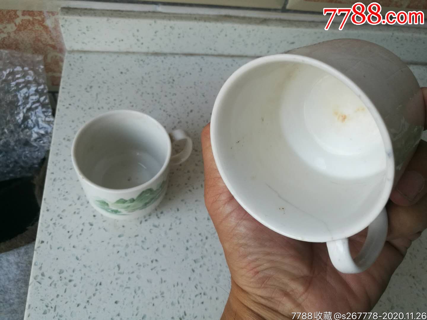 三只浅绛彩瓷杯子