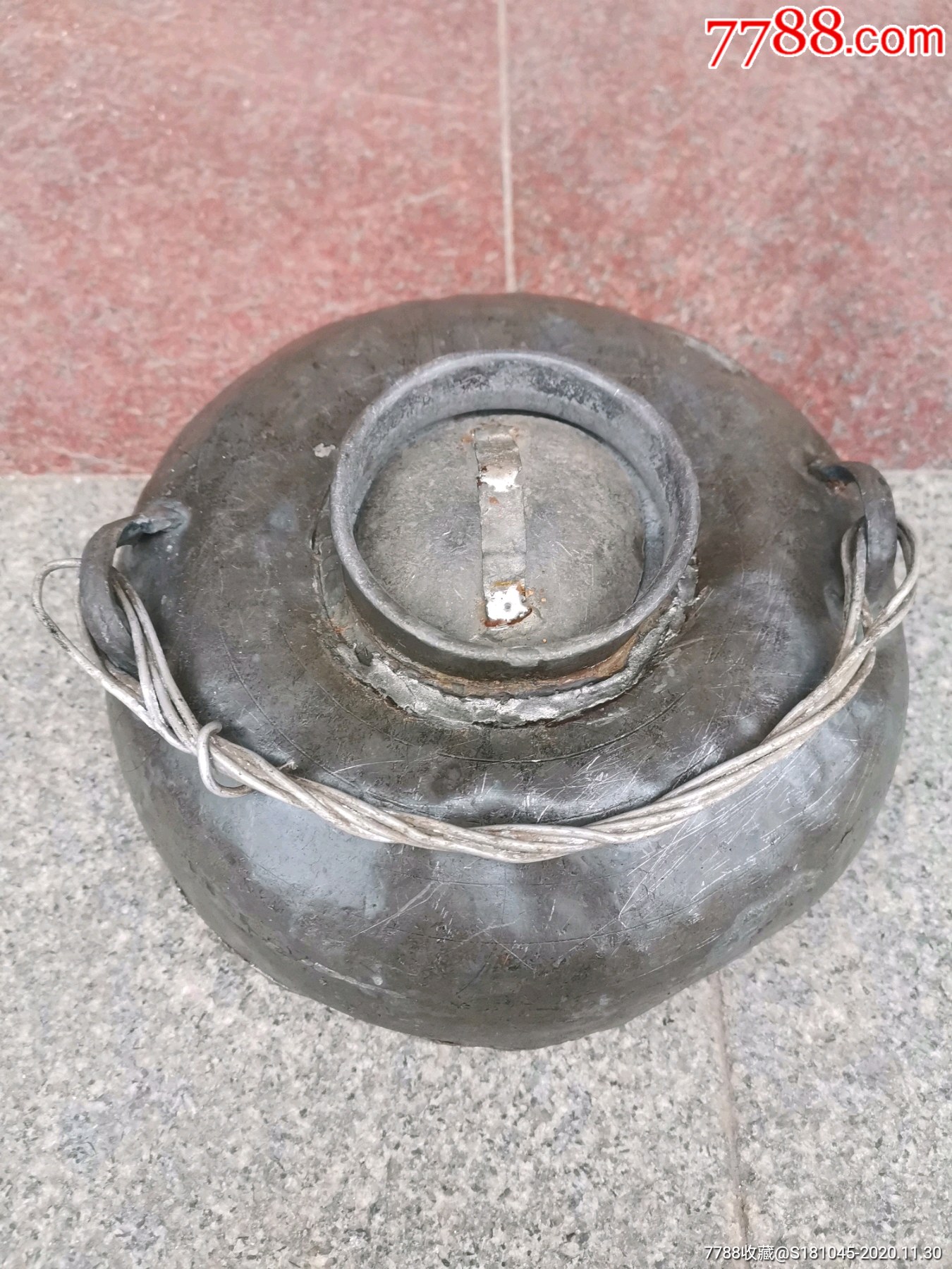 4斤的大型号锡烫壶一件
