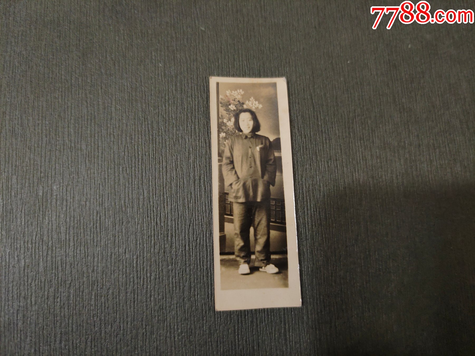 50年代短发女孩-老照片-7788老电话