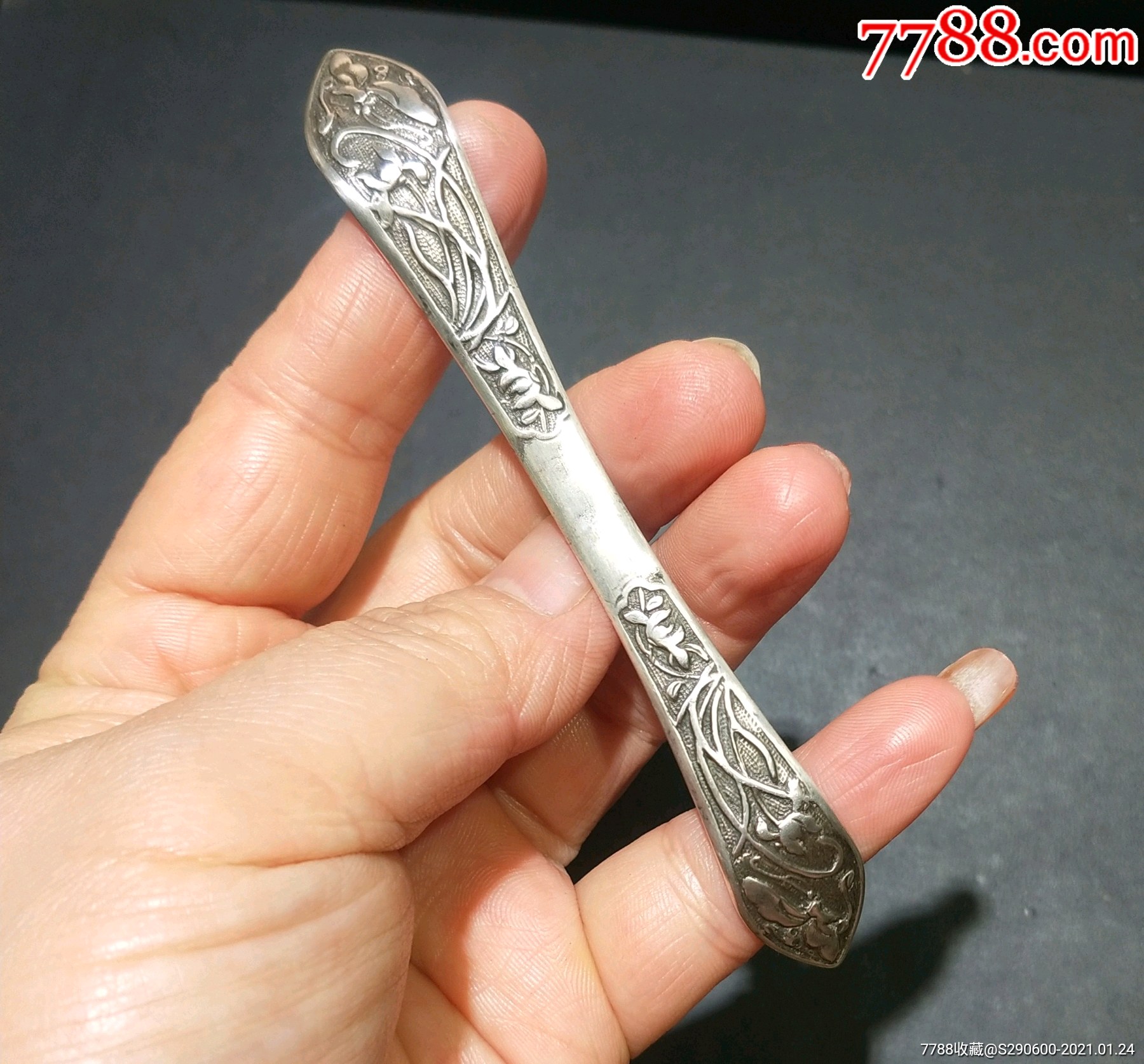 清代老银质刻花银簪_银簪/银钗【崴哲天下】_第8张_7788玉器收藏