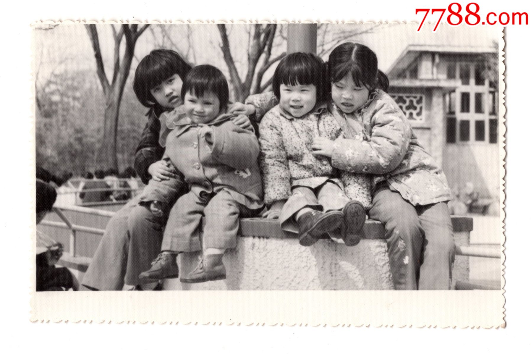 1980年代4个小女孩老照片1385cm