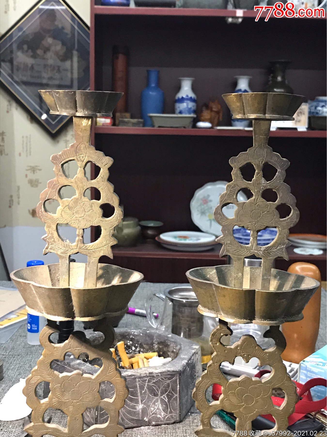 清代铜蜡台
