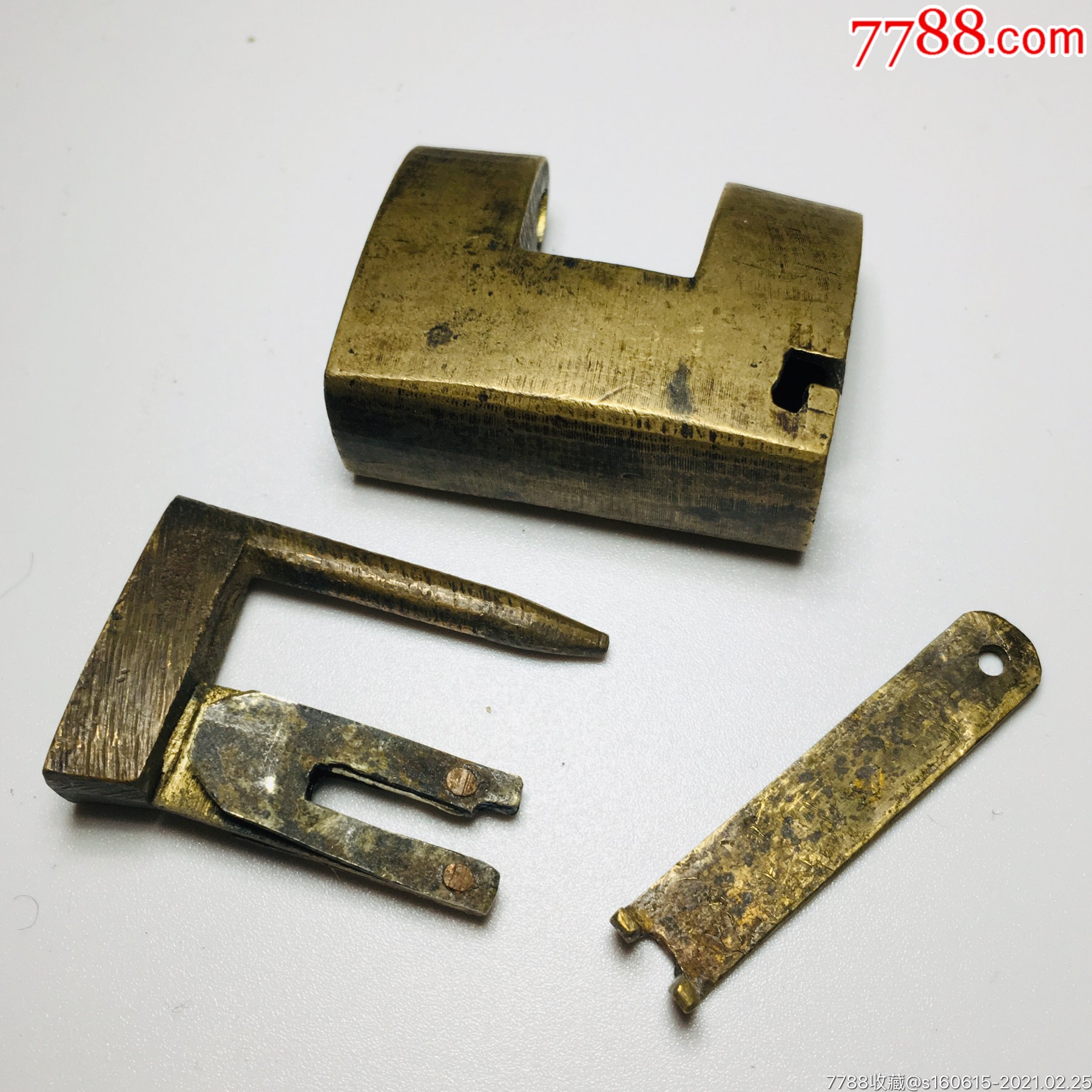 清代黄铜老铜锁老钥匙古锁收藏传统中式风格老铜锁