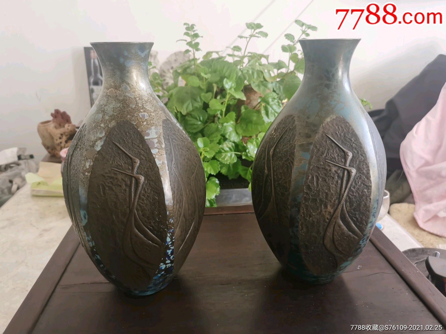 老铜花瓶摆件一对_价格1280元【航企藏品】_第1张_7788收藏__收藏热线