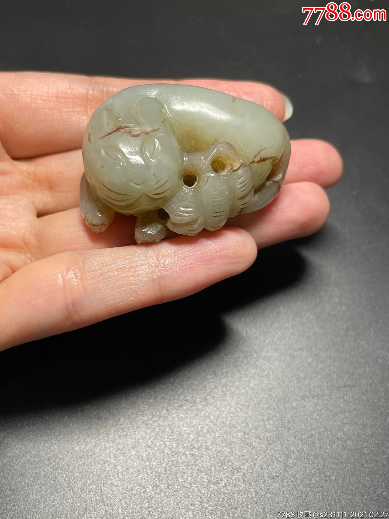 和田玉猫戏蝶