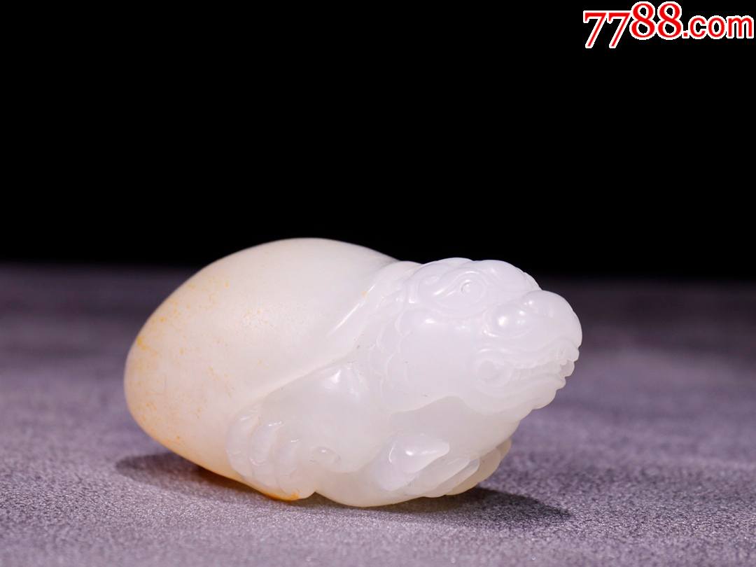 新疆和田玉籽料龙龟把件