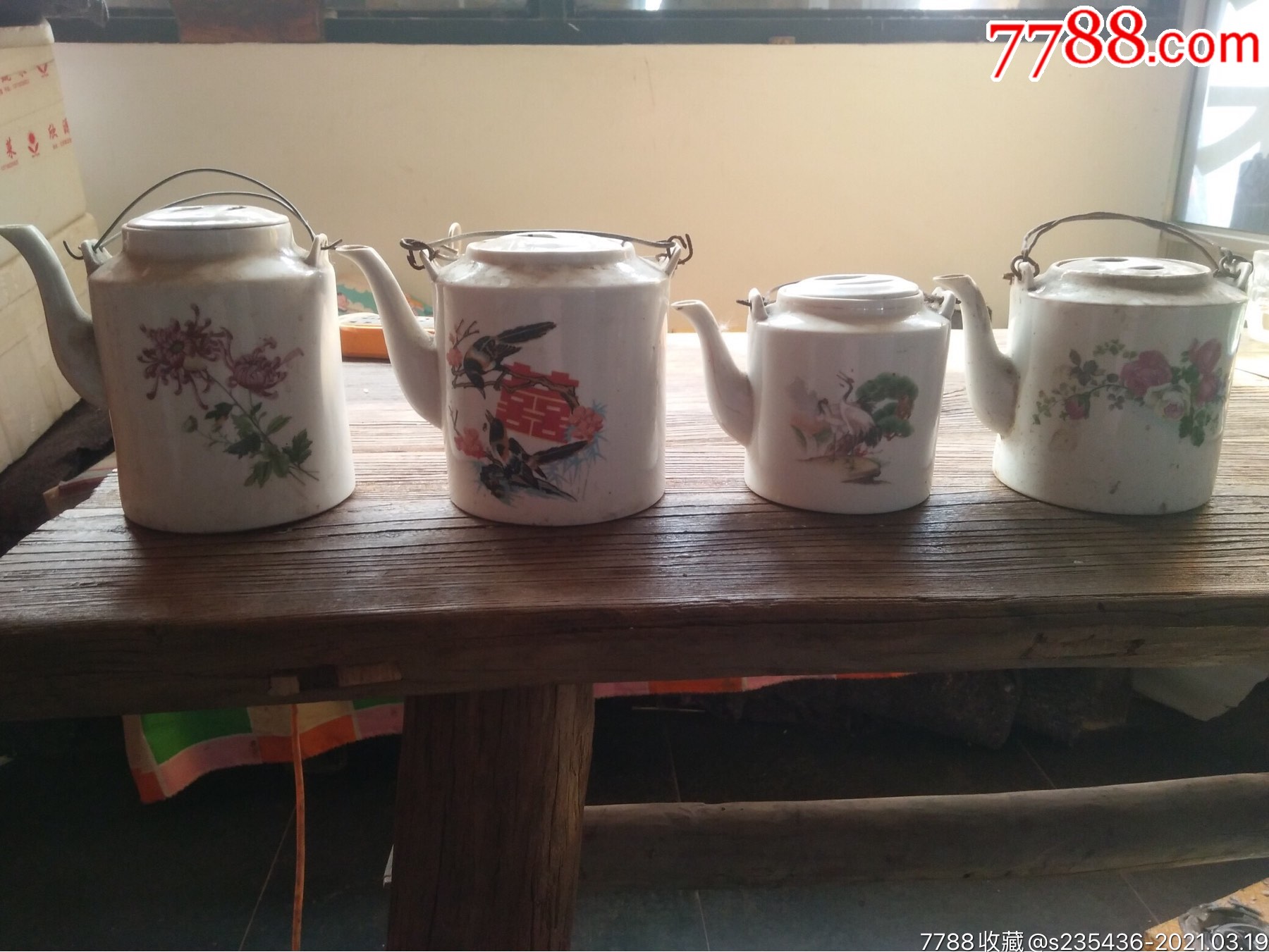 七八十年代提梁壶四把,全品包老无磕碰.