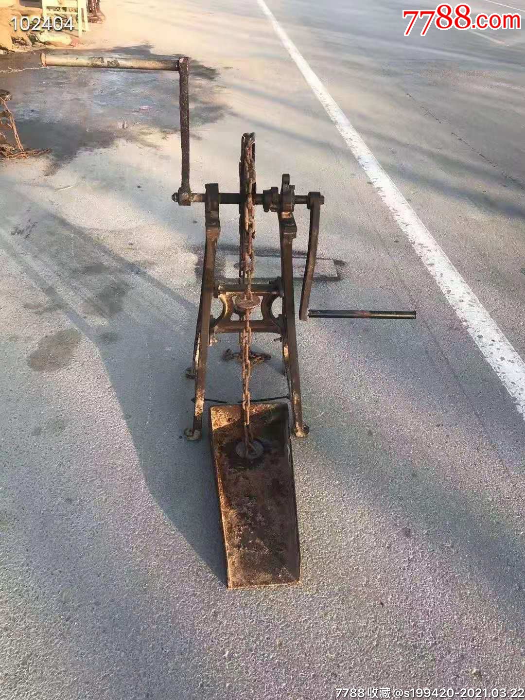 民俗精品,手摇铁水车.完整无修,正常使用,包老.