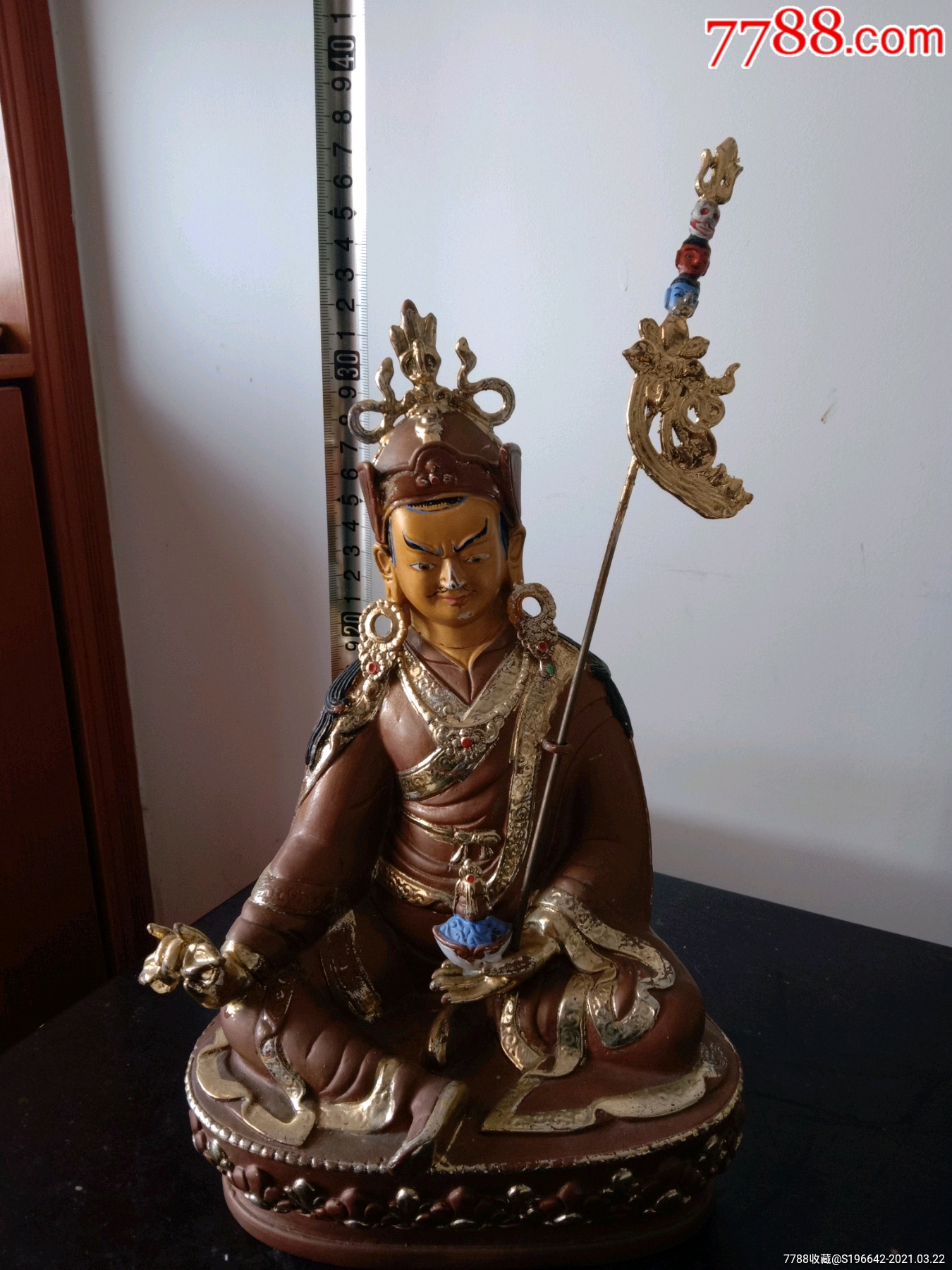 莲花生大师佛像