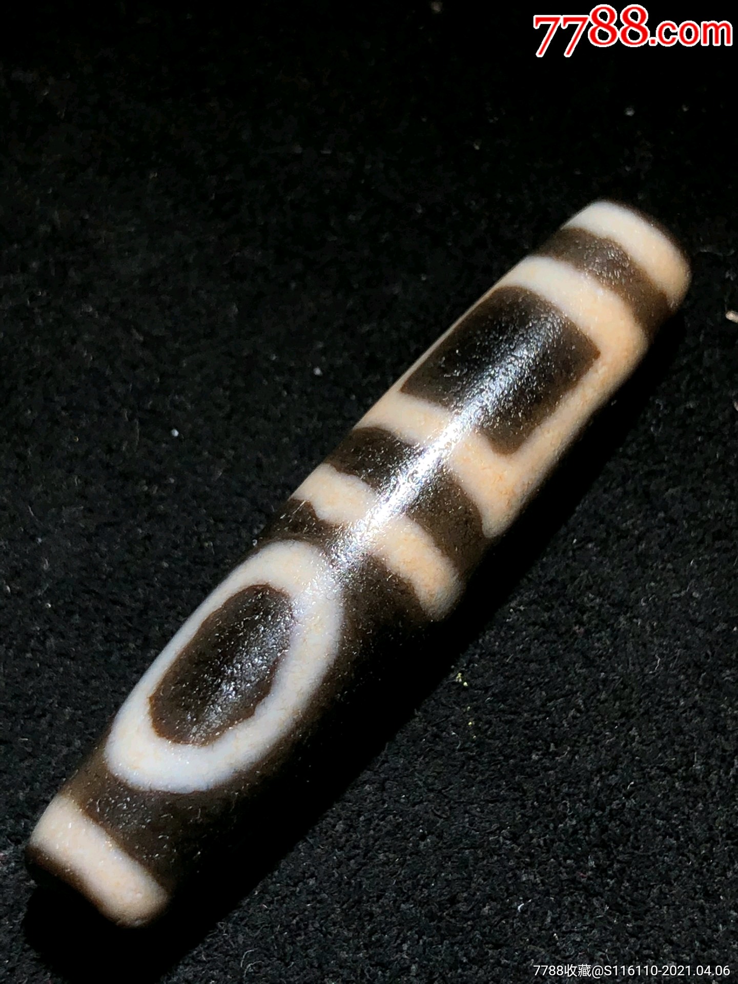 高油润包浆双天地天珠收藏陪戴精品