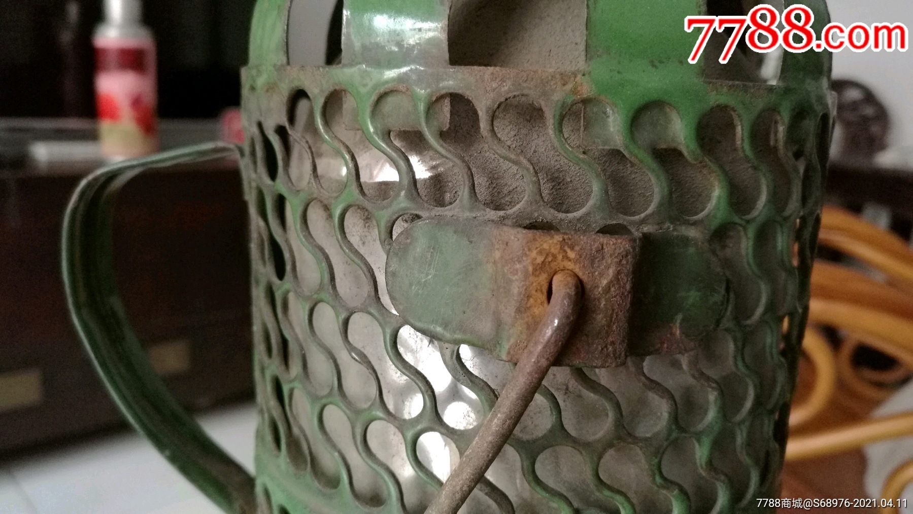 老暖壶5060年代搪瓷网眼暖水瓶年代戏影视道具怀旧摆设搪瓷的稀少值得